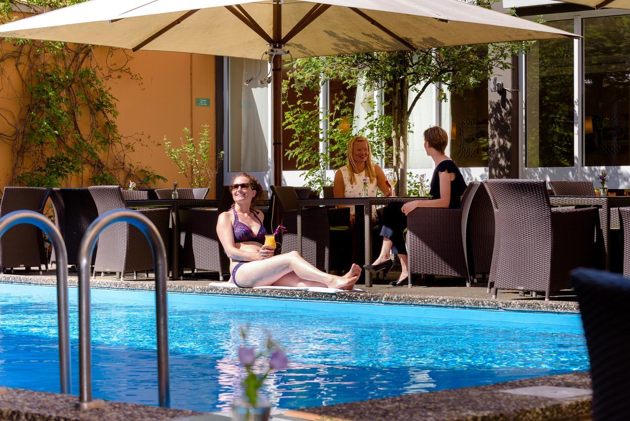 Mercure Hotel Berlin City West Esterno foto