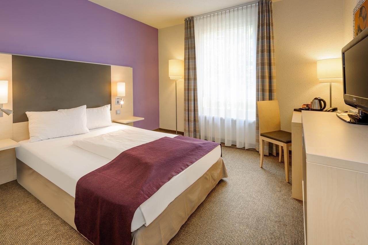 Mercure Hotel Berlin City West Esterno foto
